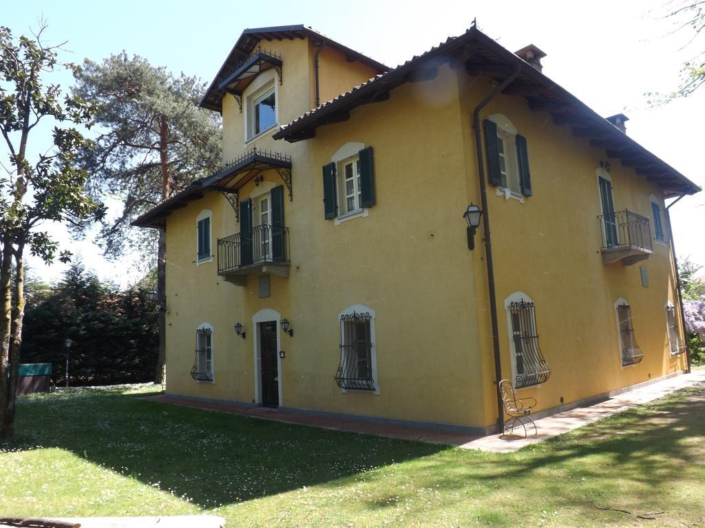 Villa Mirano Bed & Breakfast Piossasco Exterior foto